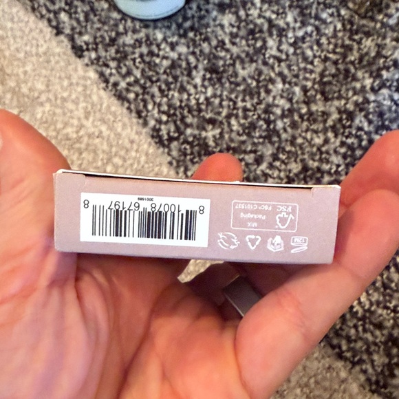 Rose Inc Blush Divine in Soft Pink - Picture 3 of 7